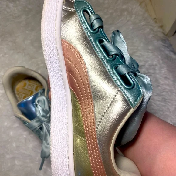 PUMA metallic sneakers with satin laces - Picture 6 of 8